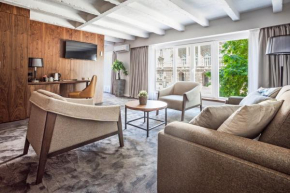 Гостиница Nomad Luxury Suites  Белград